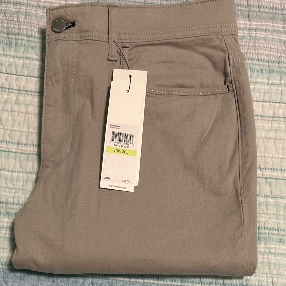 New, Calvin Klein men  pants W30 L30 cotton slim fit